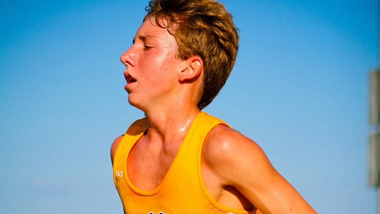 The Science: What Do Studies Say About Creatine for Runners? supporting running article image