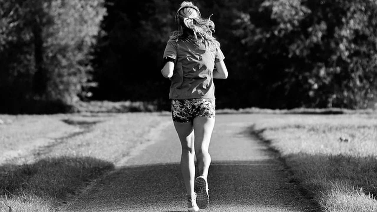 Complex Carbohydrate Staples for Lasting Energy supporting running article image