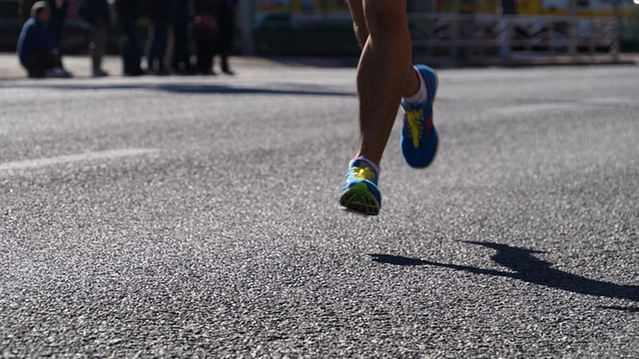 How to Carb Load for a Marathon supporting running article image