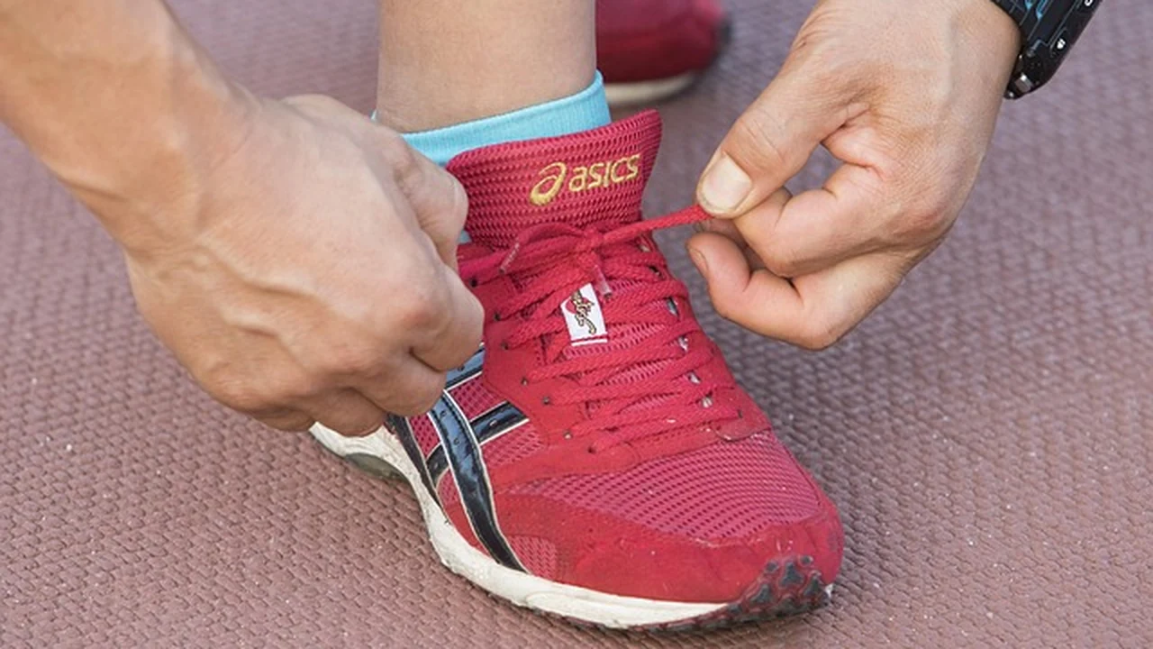 Before You Start: Safety, Shoes, and a Simple Self-Check supporting running article image