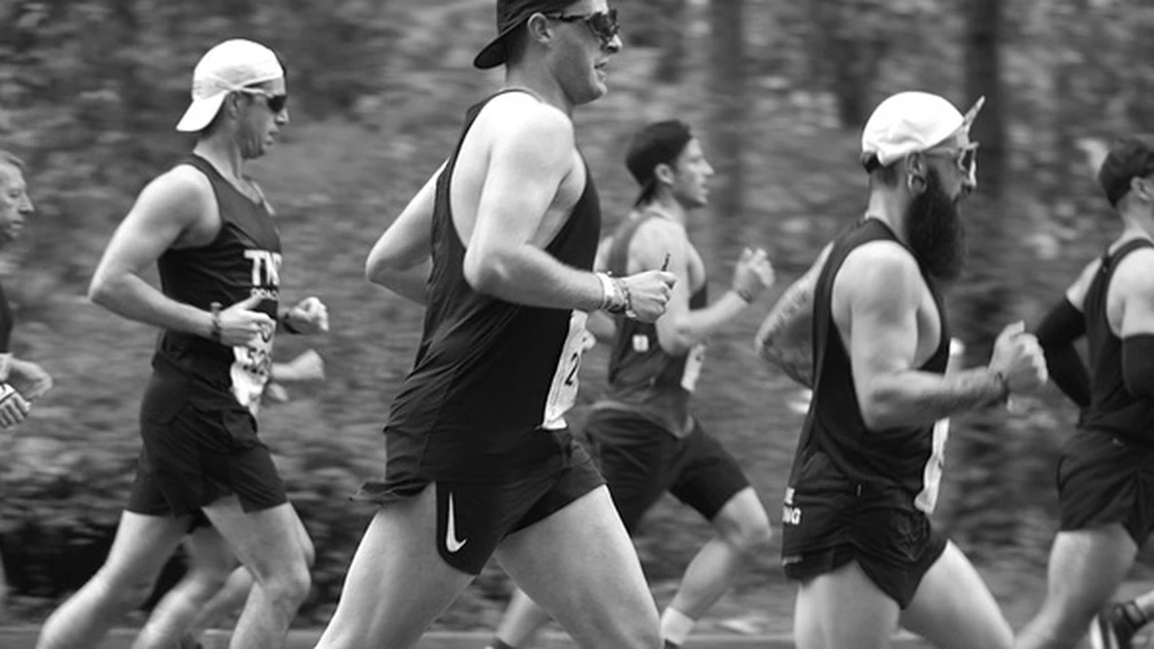 Putting It All Together: Your Personalized Marathon Taper Plan supporting running article image
