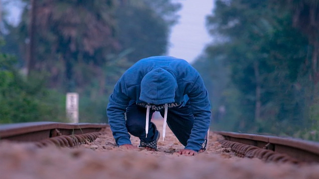 Practical Tips for Implementing Polarized Training Safely supporting running article image