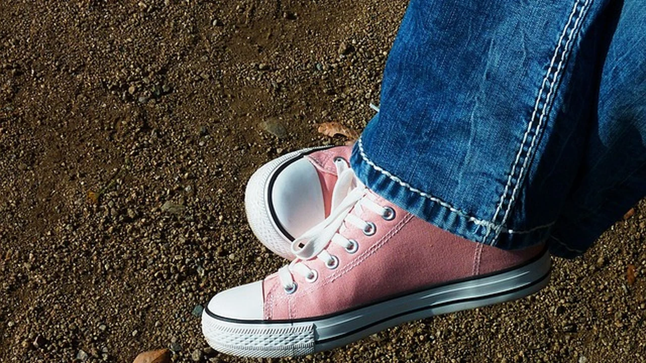 Quick Answer: Running vs Jogging at a Glance supporting running article image