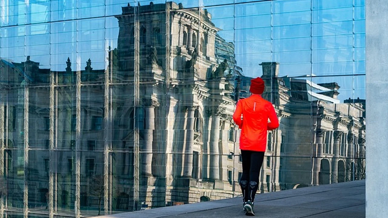 Strength Training for Runners Injury Prevention featured image for recovery guidance for runners