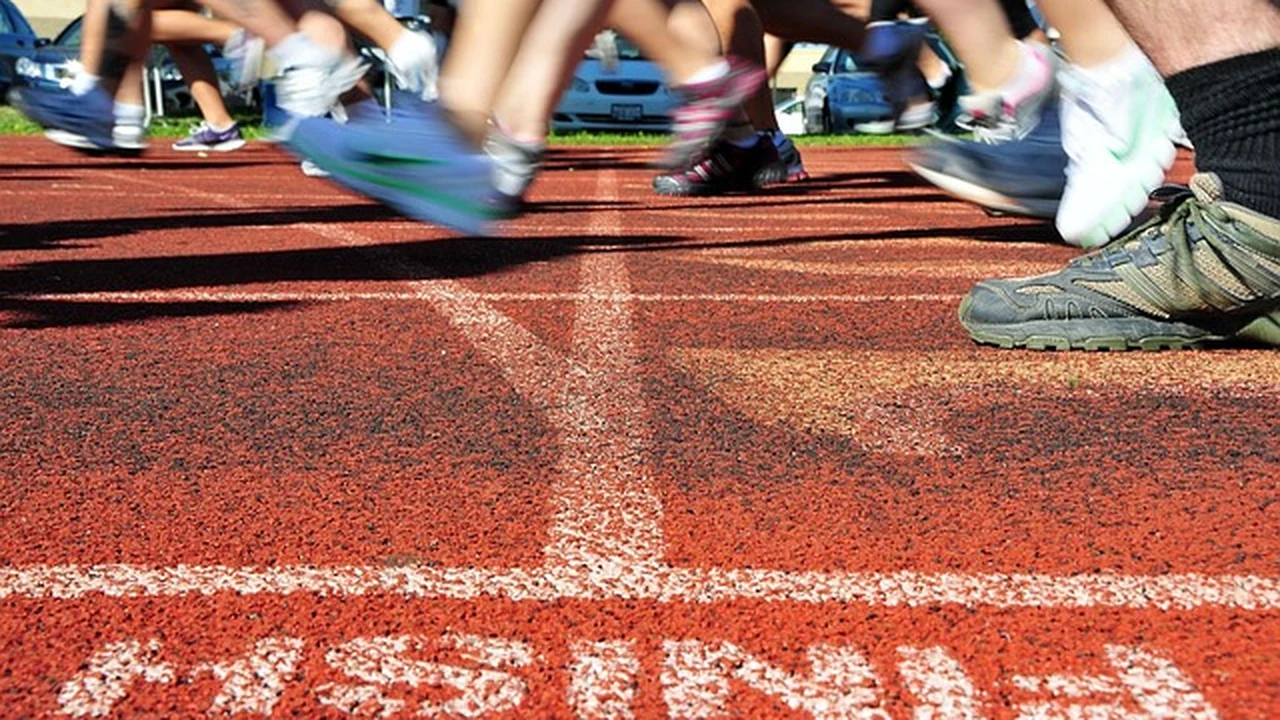 Track Workouts for Marathon Training supporting running article image