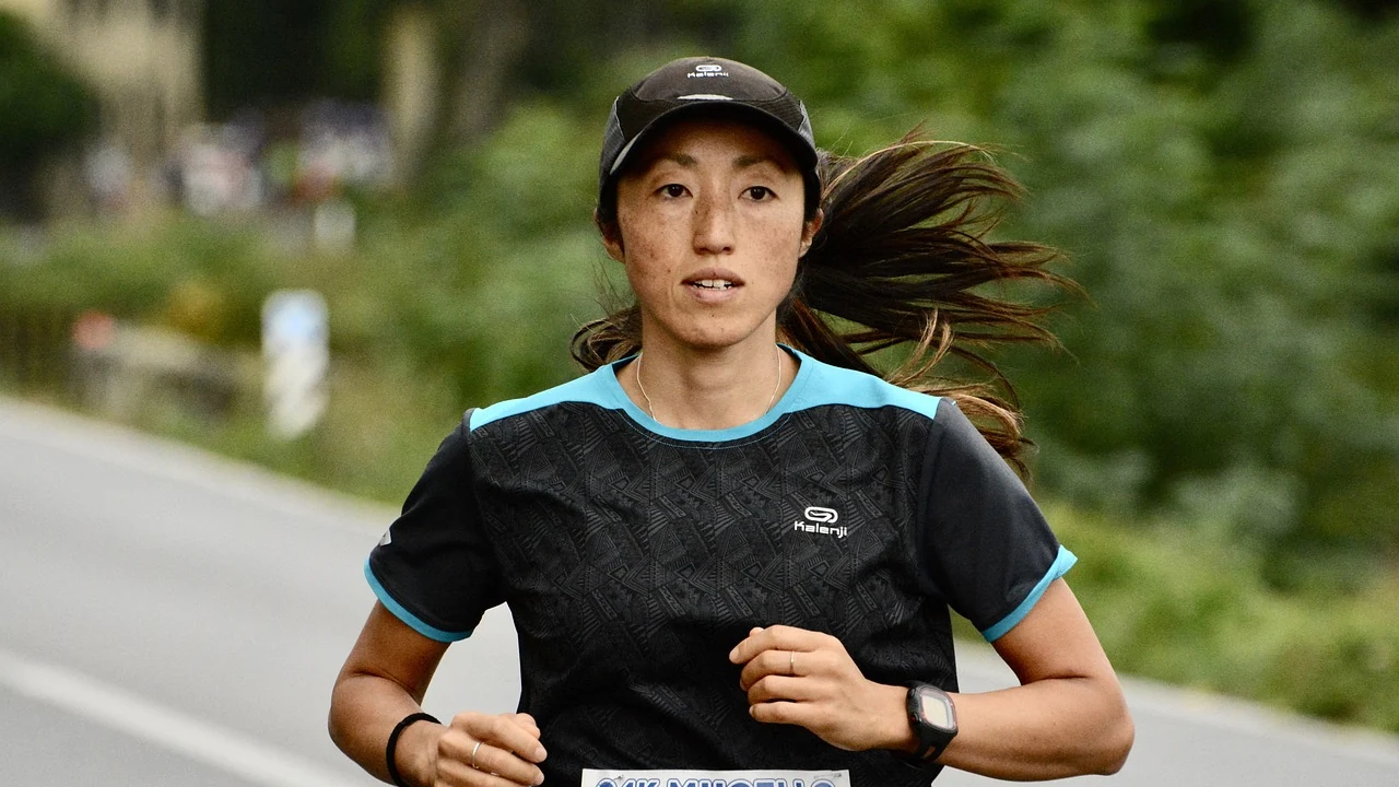 Ultimate 12-Week Sub 2 Hour Half Marathon Training Plan featured image for race preparation guidance