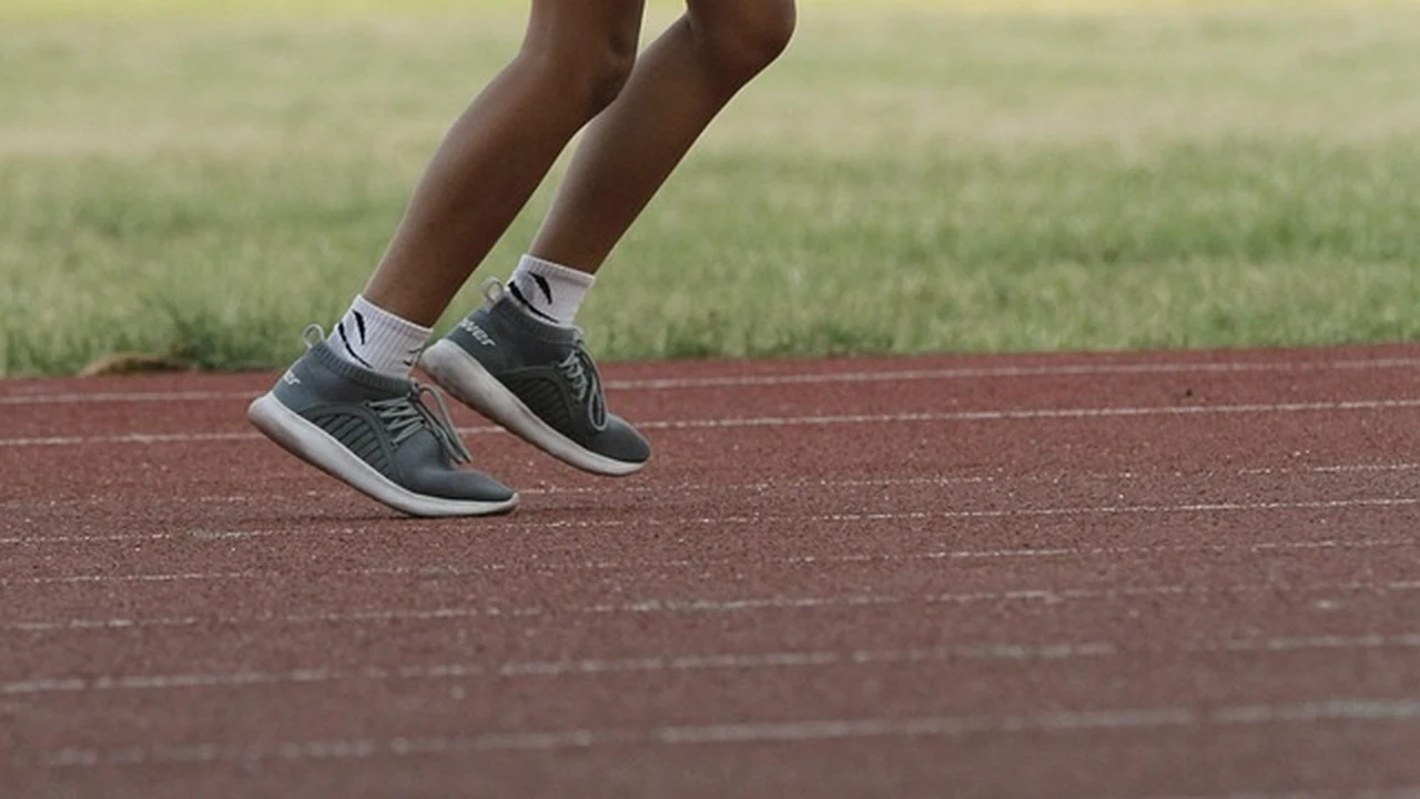 Running Slang, Jargon & Culture supporting running article image