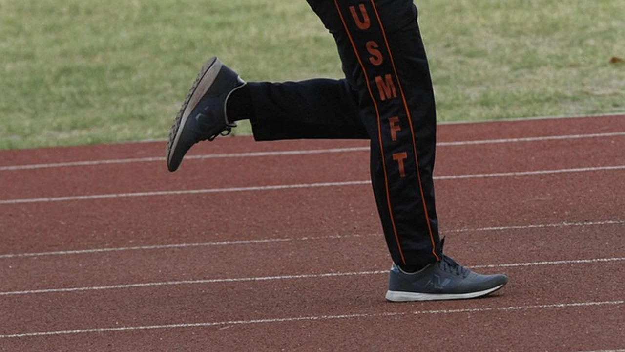 Running shoes: Your most important piece of gear supporting running article image