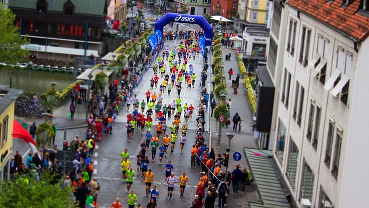 Before You Start: Safety, Gear, and Setting Up for Success supporting running article image